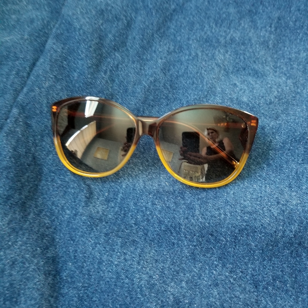 Authentic Marc Jacobs brown Cat Eye sunglasses LIKE NEW